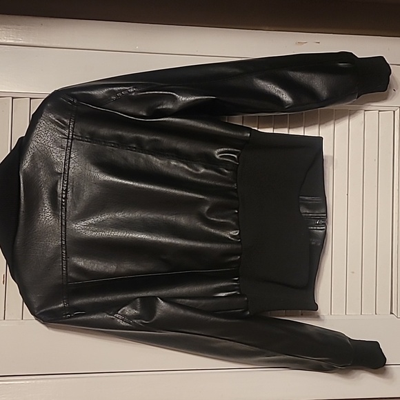 Jacket - Picture 3 of 3